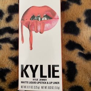 Kylie cosmetics Show Off matte lip kit